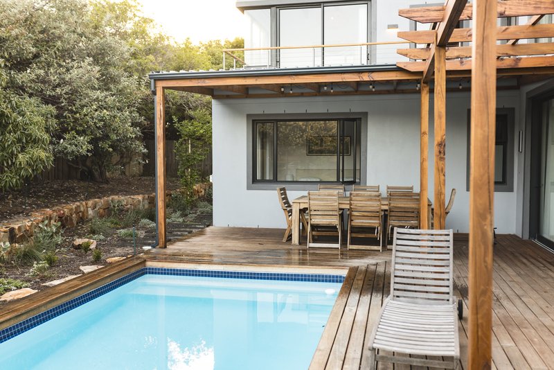 Patio trasero con alberca de casa en venta en Puebla